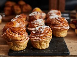 Pullman Doha West Bay