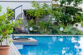 Melanippe Relaxing Hotel - Adults Only