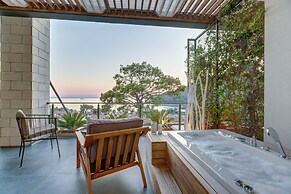 Melanippe Relaxing Hotel - Adults Only