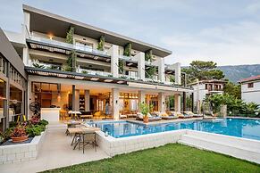 Melanippe Relaxing Hotel - Adults Only