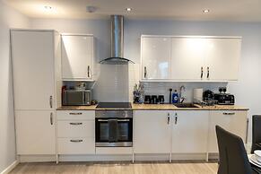 London Heathrow Bath Road Flats