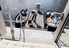 SWEETS - Amstelschutsluis