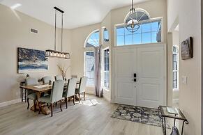 Almeria Court Pool Home