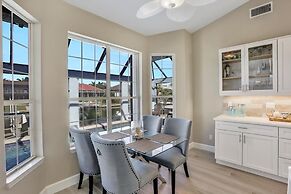 Almeria Court Pool Home