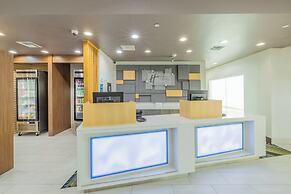 Holiday Inn Express & Suites Lindale by IHG