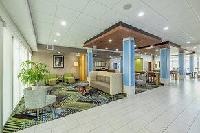 Holiday Inn Express & Suites Lindale by IHG