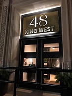 48 King West Boutique Hotel