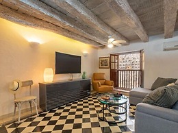 Elegant 1 Bedroom Near San Pedro Church