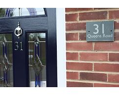 Queens Road Rental - Winchester Accommodation