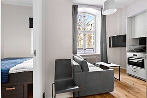 Best Western Hotel at 108