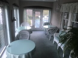 Howarth House B&B