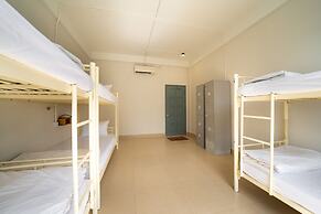 Bed Station Hostel & Pool  Bar Hoi An