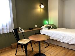 HOTEL 3o'clock TENNOJI