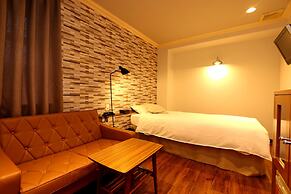 HOTEL 3o'clock TENNOJI