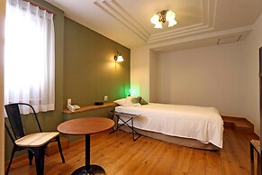 HOTEL 3o'clock TENNOJI