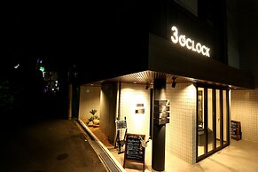 HOTEL 3o'clock TENNOJI