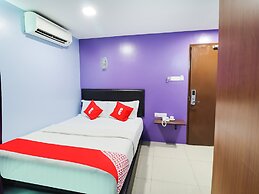 OYO 89665 Royale City Hotel