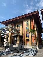 Fello Bnb Hostel Kuta - Adults Only