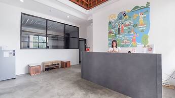 Fello Bnb Hostel Kuta - Adults Only