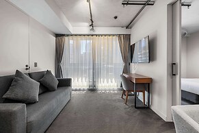 Clarion Apartments South Melbourne