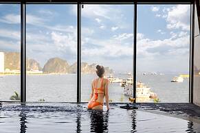 Muong Thanh Grand Bai Chay Hotel