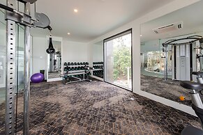 Muong Thanh Grand Bai Chay Hotel