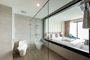 Muong Thanh Grand Bai Chay Hotel