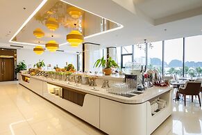 Muong Thanh Grand Bai Chay Hotel