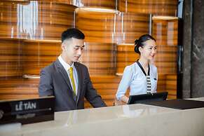 Muong Thanh Grand Bai Chay Hotel