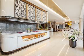 Muong Thanh Grand Bai Chay Hotel