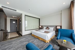 Muong Thanh Grand Bai Chay Hotel