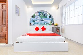 Super OYO 598 Peony Hotel