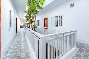 Super OYO 598 Peony Hotel