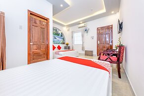 Super OYO 598 Peony Hotel