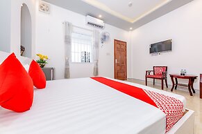 Super OYO 598 Peony Hotel