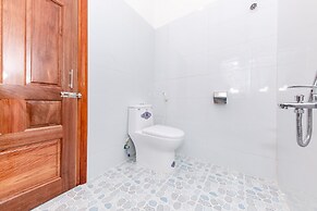 Super OYO 598 Peony Hotel