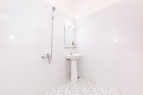 Super OYO 598 Peony Hotel