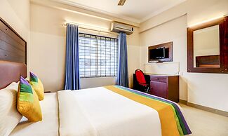 Itsy Hotels Ammu Regency