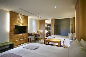 Shine Mood Resort Yuanli