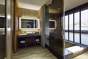 Shine Mood Resort Yuanli