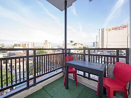 OYO 490 V-cat Apartelle