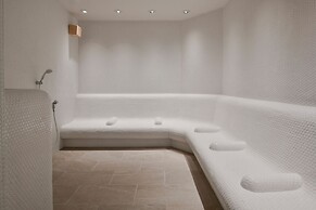 Lequ Okinawa Chatan Spa & Resort