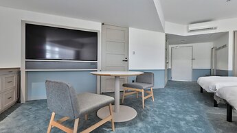 Lequ Okinawa Chatan Spa & Resort