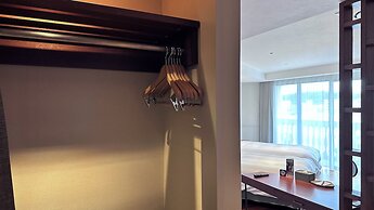 Lequ Okinawa Chatan Spa & Resort