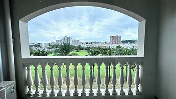 Lequ Okinawa Chatan Spa & Resort