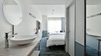 Lequ Okinawa Chatan Spa & Resort