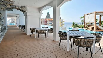 Lequ Okinawa Chatan Spa & Resort