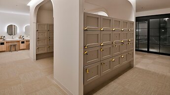 Lequ Okinawa Chatan Spa & Resort