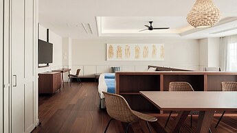 Lequ Okinawa Chatan Spa & Resort