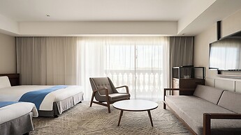 Lequ Okinawa Chatan Spa & Resort